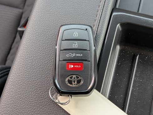 New 2026 Toyota Tundra SR5 w/ SR5 Convenience Package image 22