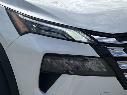 New 2026 Nissan Rogue SV AWD/4WD image 9