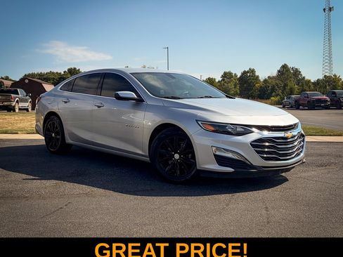 Used 2020 Chevrolet Malibu LT FWD image 1
