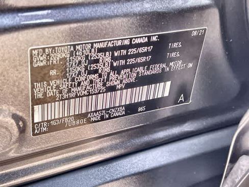 Used 2021 Toyota RAV4 LE w/ Carpet Mat Package (TMS) FWD image 22