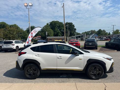 Used 2024 Subaru Crosstrek 2.5i Sport AWD/4WD image 3