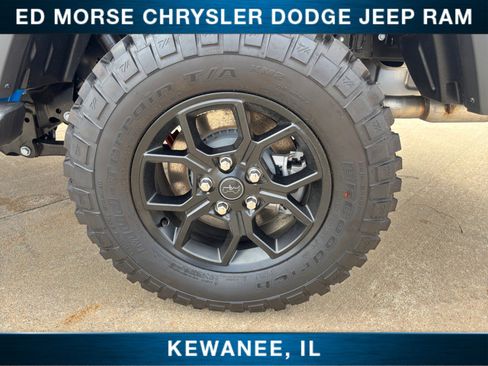 New 2025 Jeep Gladiator Sport image 18