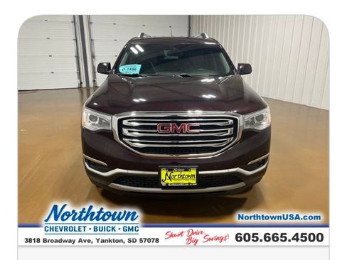 Used 2017 GMC Acadia SLT image 8