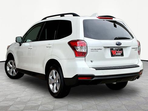 Used 2016 Subaru Forester 2.5i Premium w/ Popular Package #2 AWD/4WD image 4