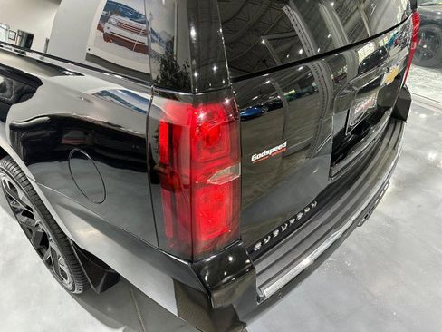 Used 2015 Chevrolet Suburban LT AWD/4WD image 87