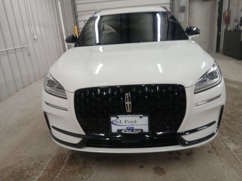 Used 2024 Lincoln Corsair Reserve w/ Jet Appearance Package image 6