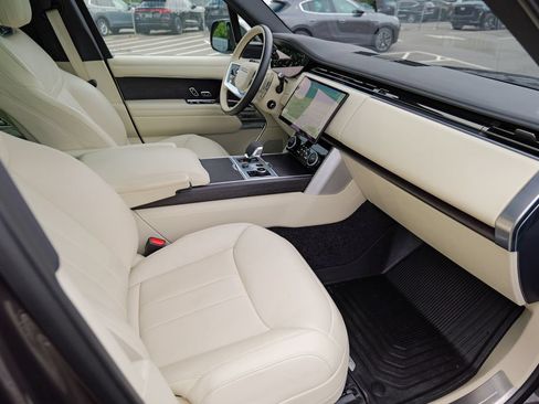 Used 2023 Land Rover Range Rover Long Wheelbase Autobiography AWD/4WD image 43