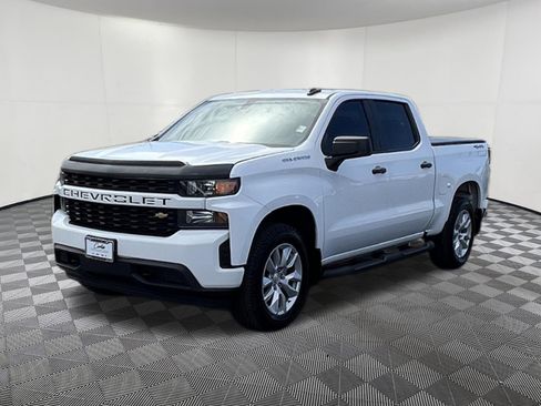 Used 2021 Chevrolet Silverado 1500 Custom AWD/4WD image 3