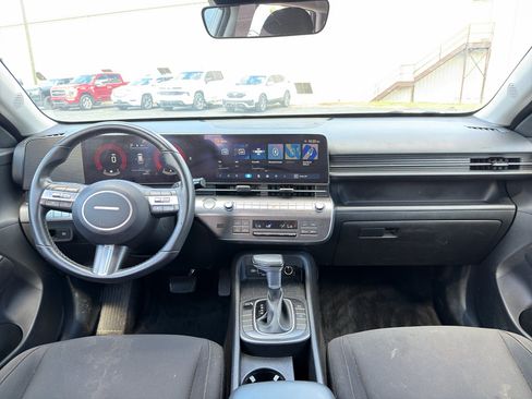 Used 2025 Hyundai Kona SEL FWD image 10