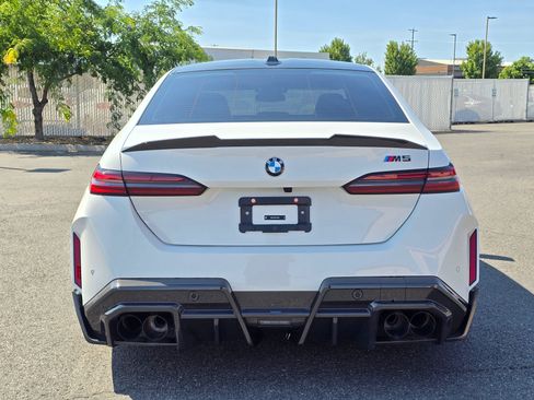 Used 2026 BMW M5 w/ Carbon Package AWD/4WD image 5
