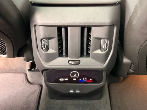 New 2026 BMW X3 xDrive30i w/ Premium Package AWD/4WD image 16