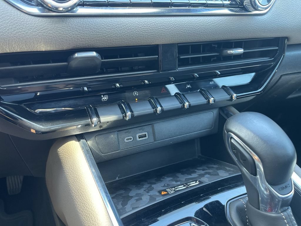 Used 2023 GMC Canyon Denali AWD/4WD image 25