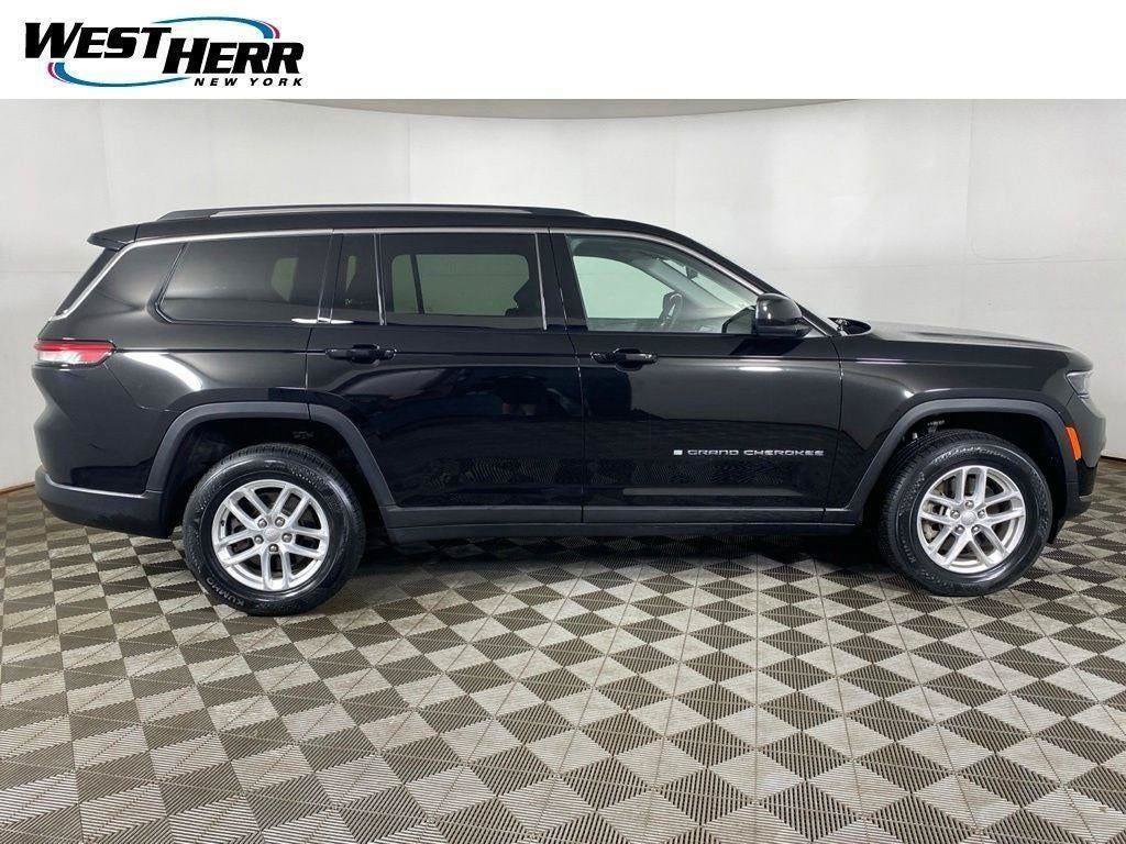 Used 2024 Jeep Grand Cherokee L Laredo AWD/4WD image 24
