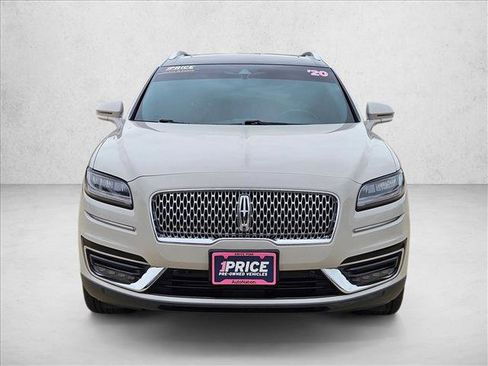 Used 2020 Lincoln Nautilus Reserve w/ Equipment Group 201A image 2