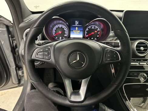 Used 2018 Mercedes-Benz C 300 4MATIC Sedan image 18