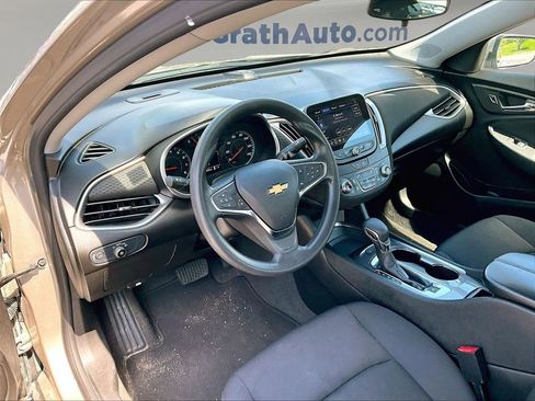 Used 2024 Chevrolet Malibu LT FWD image 19