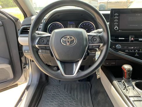 Used 2022 Toyota Camry LE FWD image 17
