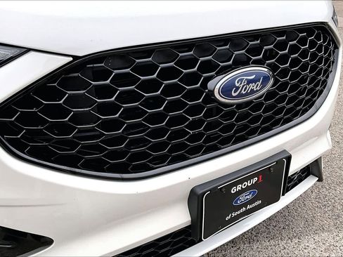 Used 2022 Ford Edge ST-Line AWD/4WD image 29