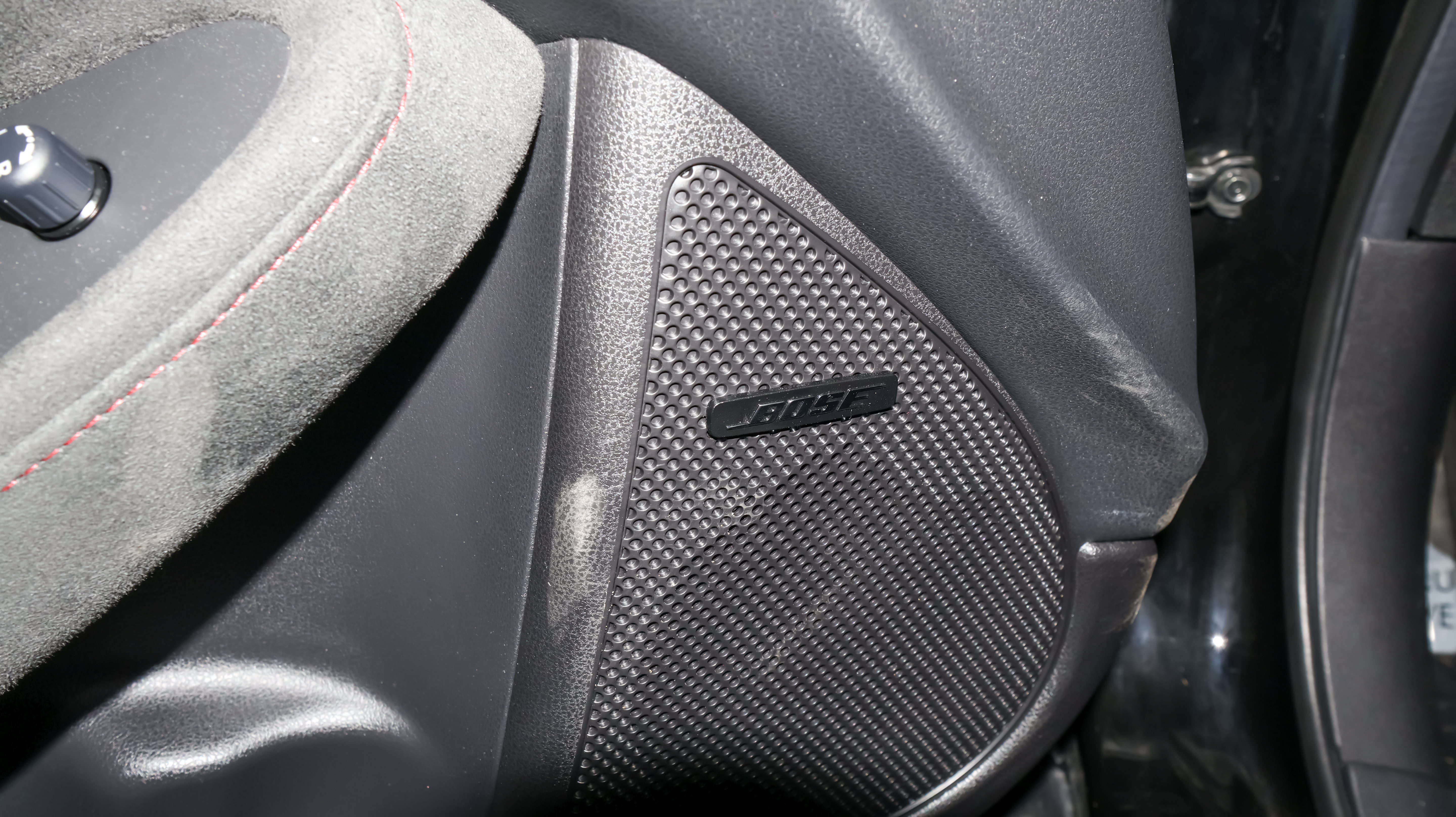 Used 2020 Nissan 370Z NISMO RWD image 17