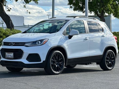 Used 2022 Chevrolet Trax LT w/ Sport Edition AWD/4WD image 8