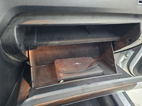 Used 2016 Ford Explorer Limited image 39