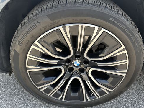 Certified 2025 BMW X3 xDrive30i AWD/4WD image 9