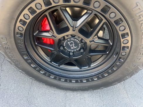 Used 2023 Chevrolet Silverado 1500 LT image 25