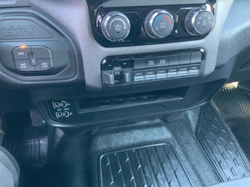 New 2026 RAM 5500 Tradesman w/ Chrome Appearance Group AWD/4WD image 23