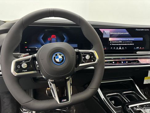 New 2026 BMW i7 xDrive60 w/ Executive Package AWD/4WD image 10