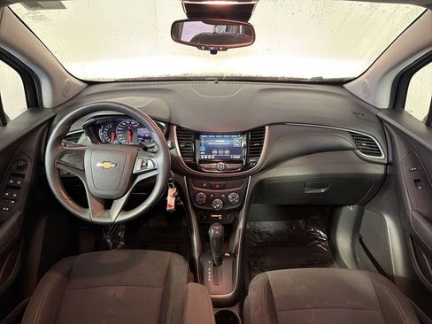 Used 2019 Chevrolet Trax LS w/ LPO, Protection Package FWD image 16