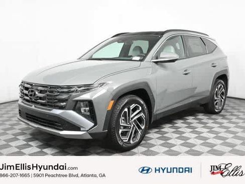 New 2025 Hyundai Tucson Limited image 3