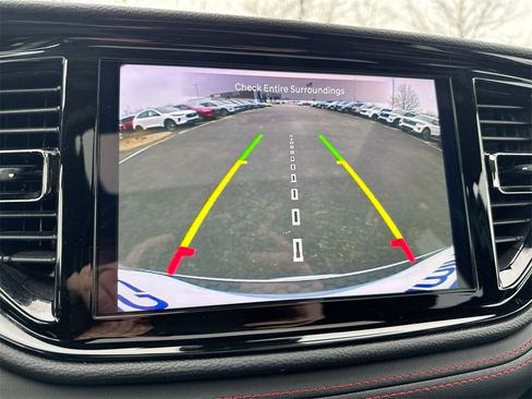 Used 2024 Dodge Durango GT image 15