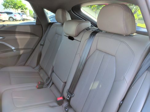 Used 2025 Audi Q5 Premium Plus AWD/4WD image 37