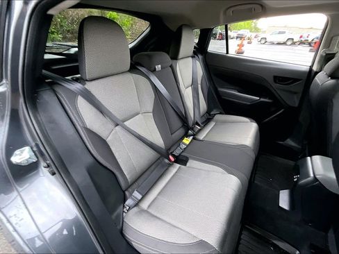 Used 2024 Subaru Crosstrek 2.0i Premium AWD/4WD image 24