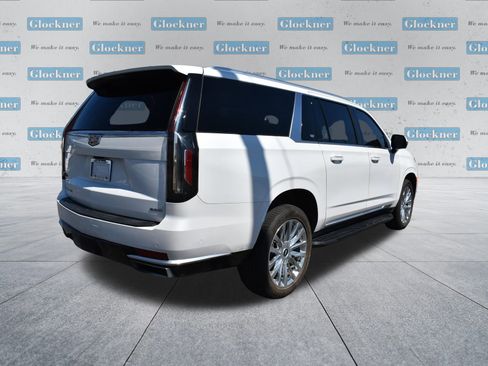 Used 2023 Cadillac Escalade ESV Premium Luxury w/ Performance Package image 16