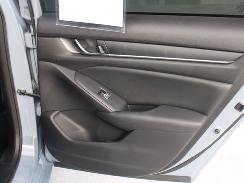 Used 2021 Honda Accord Sport image 16