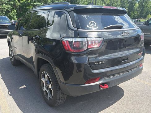 Used 2022 Jeep Compass Trailhawk w/ Sun and Sound Group AWD/4WD image 9