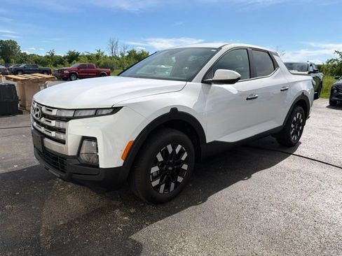 Used 2025 Hyundai Santa Cruz SE AWD/4WD image 7