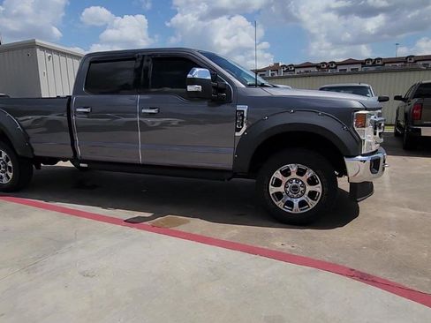 Used 2021 Ford F350 Lariat w/ Chrome Package AWD/4WD image 2
