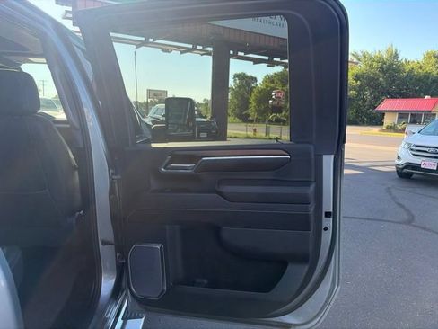 Used 2024 GMC Sierra 3500 Denali w/ Denali Reserve Package AWD/4WD image 23