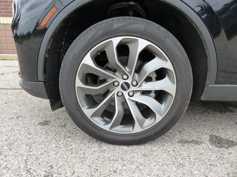 Used 2025 Lincoln Aviator AWD image 13