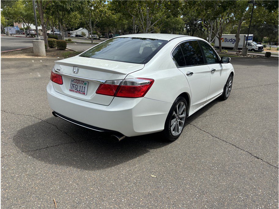 Used 2014 Honda Accord Sport image 5