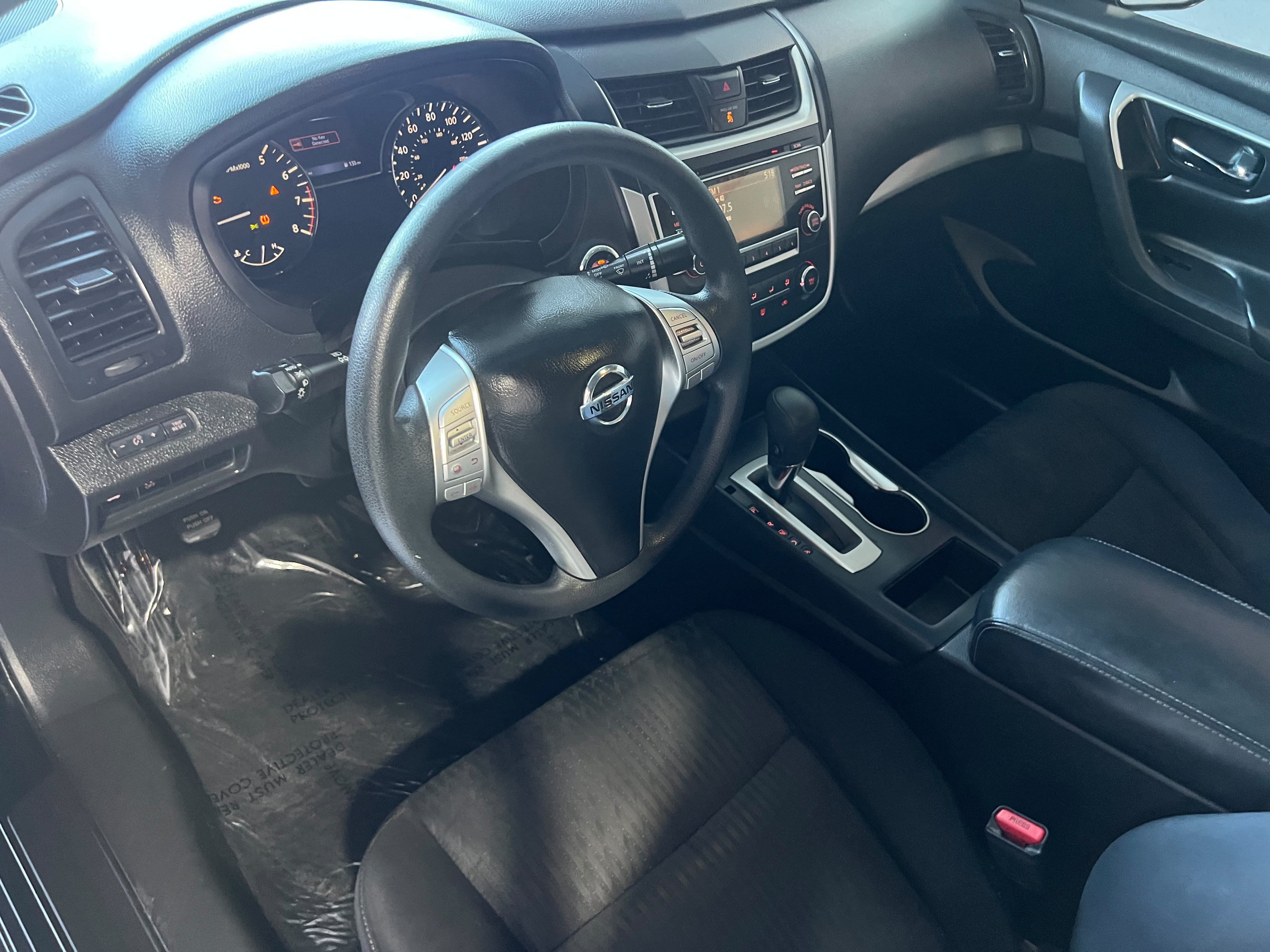 Used 2016 Nissan Altima 2.5 S w/ Power Driver Seat Package FWD image 14