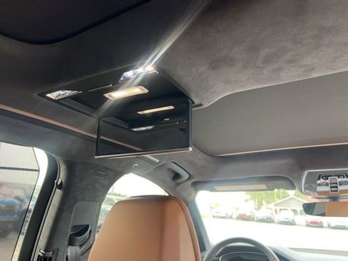 Used 2024 Audi S8 image 41