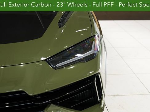 Used 2023 Lamborghini Urus Performante AWD/4WD image 35