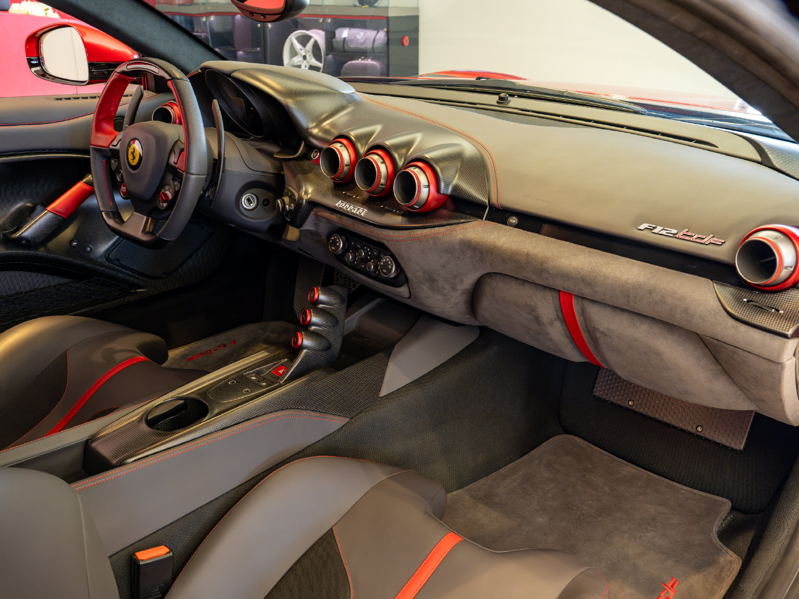 Used 2017 Ferrari F12tdf RWD image 17