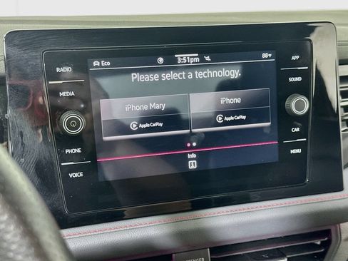 Used 2025 Volkswagen Jetta GLI Autobahn FWD image 25