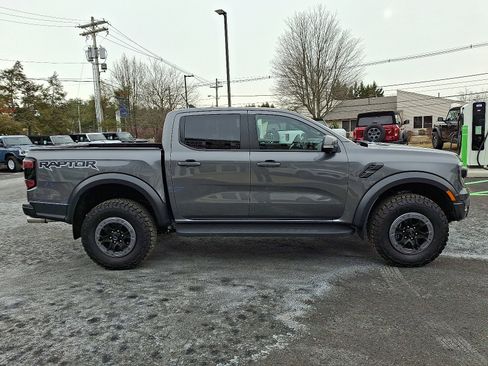 Used 2025 Ford Ranger Raptor image 4
