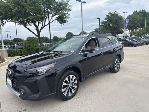 Used 2025 Subaru Outback Limited image 6