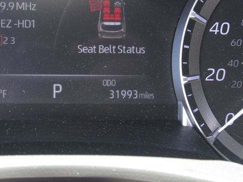 Used 2023 Toyota Highlander XSE FWD image 29